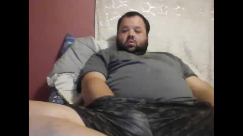 Snapshot of bigbear3287 chatting on 09-12-25, 06:13 Liam online show from 09-12-25, 06:13