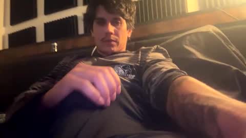 Snapshot of bigben281330 chatting on 11-07-25, 03:17 bigben281330 online show from 11-07-25, 03:17