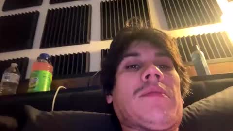 Snapshot of bigben281330 chatting on 12-18-25, 05:02 bigben281330 online show from 12-18-25, 05:02