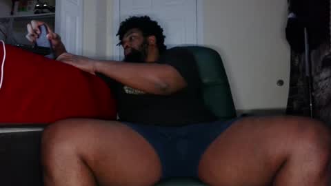 Snapshot of bigblakfabio chatting on 03-08-25, 07:16 Ty online show from 03-08-25, 07:16