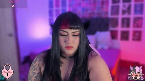 Snapshot of bigboobs_cloe chatting on 11-17-25, 03:23 bigboobs cloe online show from 11-17-25, 03:23