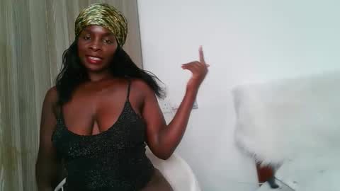 Vee online show from 01-19-26, 02:54