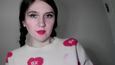 Isabella online show from 02-07-25, 08:42