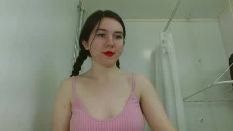 Snapshot of bigbootybunny chatting on 04-29-26, 04:27 Isabella online show from 04-29-26, 04:27