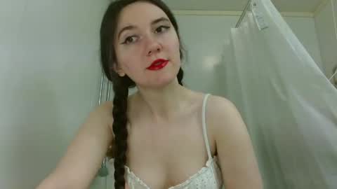 Snapshot of bigbootybunny chatting on 05-04-26, 04:41 Isabella online show from 05-04-26, 04:41