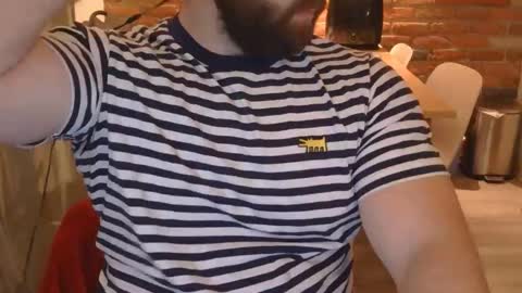 Snapshot of bigboy_luke chatting on 02-02-26, 04:44 Luke92 online show from 02-02-26, 04:44