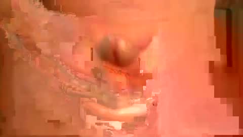 Snapshot of bigboy_smalldick chatting on 01-28-25, 05:32 Bigboy online show from 01-28-25, 05:32