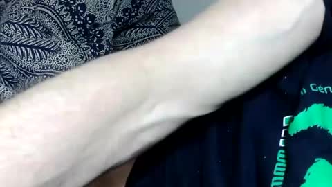 Snapshot of bigboyjinn chatting on 12-24-24, 08:27 Jinn online show from 12-24-24, 08:27