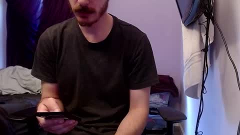 Snapshot of bigbr0 chatting on 03-16-26, 01:33 bigbr0 online show from 03-16-26, 01:33