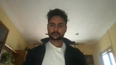 bigbrown_boy online show from 10-29-25, 07:43