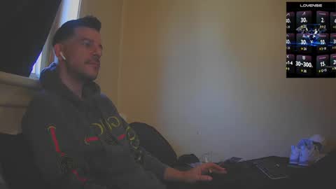 Jon - Im Straight online show from 10-14-25, 03:46