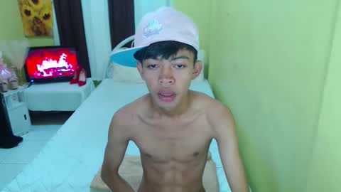 Snapshot of bigcock_kerbzz chatting on 09-17-25, 01:18 bigcock_kerbzz online show from 09-17-25, 01:18