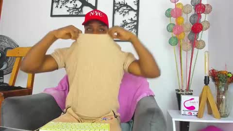 sexy muscle online show from 02-18-25, 03:21