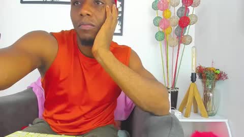 sexy muscle online show from 02-20-25, 03:23