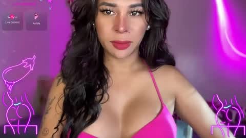 Snapshot of bigcockamanda23 chatting on 12-02-25, 07:03 queen amanda online show from 12-02-25, 07:03