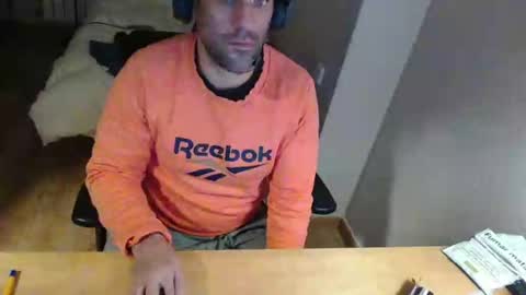 Snapshot of bigcok35spain chatting on 12-13-24, 08:26 bigcok35spain online show from 12-13-24, 08:26