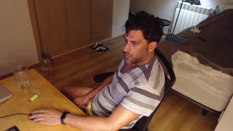 Snapshot of bigcok35spain chatting on 10-12-25, 07:24 bigcok35spain online show from 10-12-25, 07:24