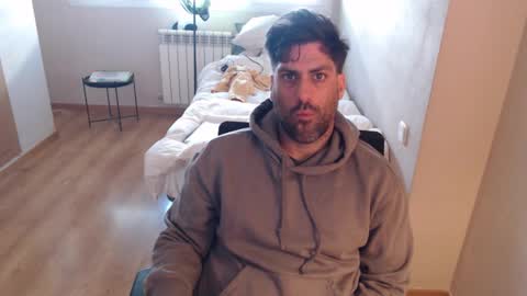 Snapshot of bigcok35spain chatting on 02-03-26, 01:49 bigcok35spain online show from 02-03-26, 01:49