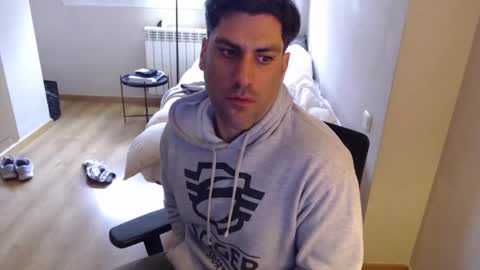 Snapshot of bigcok35spain chatting on 02-05-26, 09:03 bigcok35spain online show from 02-05-26, 09:03