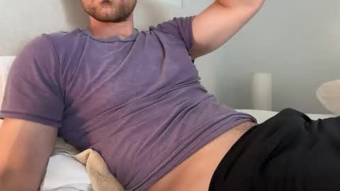 bigcollegecock69690 online show from 04-24-26, 08:44