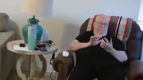 Craig online show from 10-15-25, 10:21