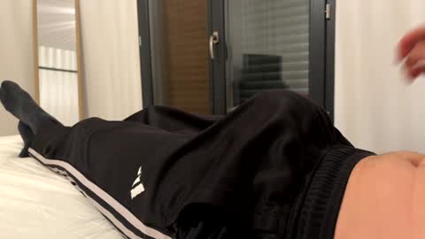 Frenchy bigD online show from 01-20-25, 05:27