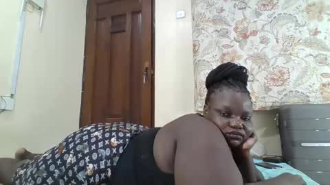 Snapshot of bigdarkass chatting on 06-06-26, 02:16 VIOLET online show from 06-06-26, 02:16