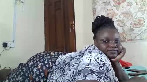 Snapshot of bigdarkass chatting on 06-08-26, 07:09 VIOLET online show from 06-08-26, 07:09