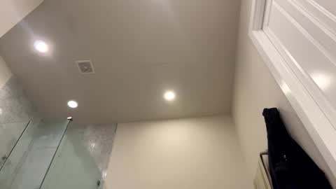 Bandit  Adrienne online show from 02-18-25, 06:47