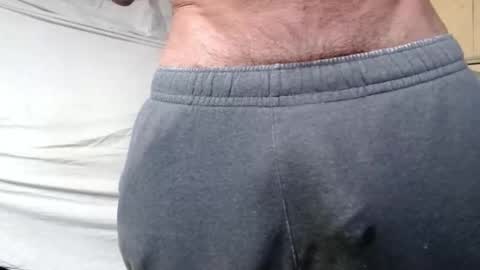 Snapshot of bigdickdaddy567130413 chatting on 02-17-26, 04:35 bigdickdaddy567130413 online show from 02-17-26, 04:35