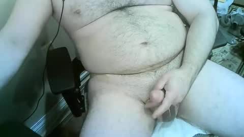 Snapshot of bigdizzyd chatting on 01-07-26, 09:06 7inchstroker online show from 01-07-26, 09:06