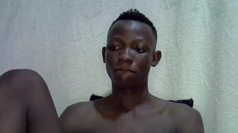 Snapshot of bigfeet9999 chatting on 12-24-24, 08:38 Ask in pvt online show from 12-24-24, 08:38