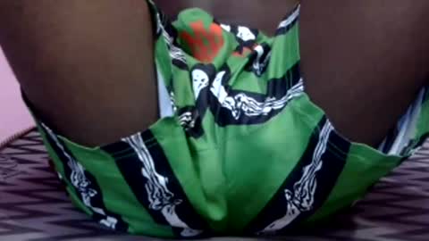 Snapshot of bigfeet9999 chatting on 03-27-26, 01:00 Ask in pvt online show from 03-27-26, 01:00