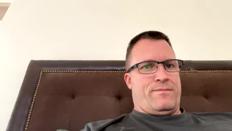 bigger22332233 online show from 02-06-25, 08:13