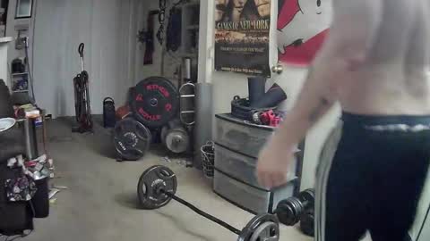 Snapshot of biggerisbetter21 chatting on 12-15-24, 08:52 biggerisbetter21 online show from 12-15-24, 08:52