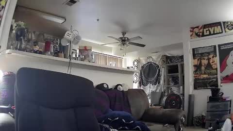 Snapshot of biggerisbetter21 chatting on 02-03-25, 04:41 biggerisbetter21 online show from 02-03-25, 04:41