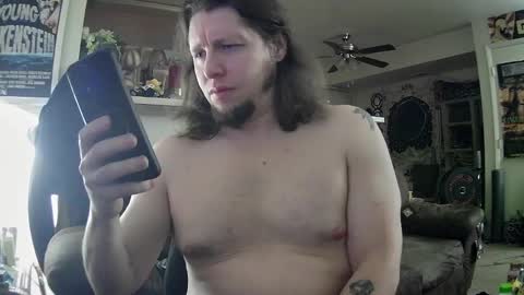 Snapshot of biggerisbetter21 chatting on 02-17-25, 12:05 biggerisbetter21 online show from 02-17-25, 12:05