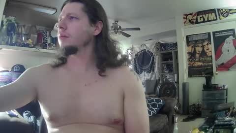 Snapshot of biggerisbetter21 chatting on 02-27-25, 07:04 biggerisbetter21 online show from 02-27-25, 07:04