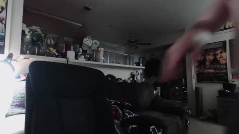 biggerisbetter21 online show from 01-12-26, 11:43