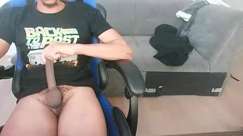 biggeroncam online show from 10-24-25, 01:35