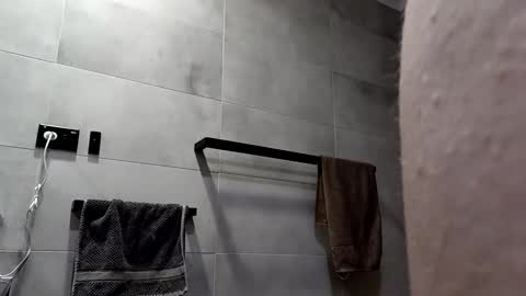 Snapshot of biggllh chatting on 11-04-25, 10:03 biggllh online show from 11-04-25, 10:03