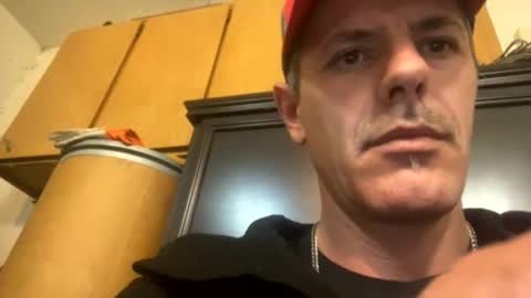 Snapshot of biggymemo69 chatting on 12-15-24, 11:42 biggymemo69 online show from 12-15-24, 11:42