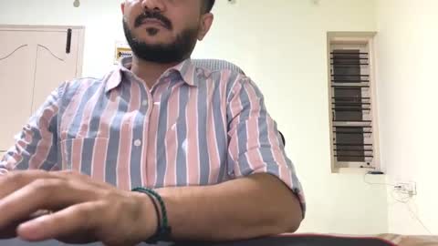 bighandsomesatisfy online show from 11-09-25, 02:59