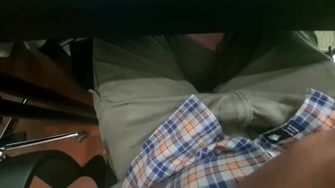 Snapshot of bighdasehzada chatting on 10-09-25, 07:06 bighdasehzada online show from 10-09-25, 07:06