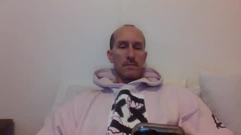 Snapshot of bighugemouthful chatting on 12-09-24, 04:47 Chaz online show from 12-09-24, 04:47