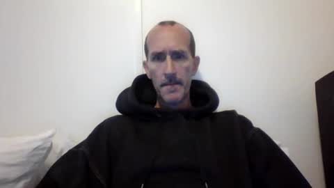 Snapshot of bighugemouthful chatting on 09-29-25, 01:55 Chaz online show from 09-29-25, 01:55