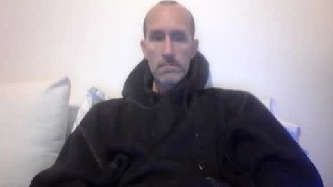 Snapshot of bighugemouthful chatting on 10-28-25, 02:26 Chaz online show from 10-28-25, 02:26