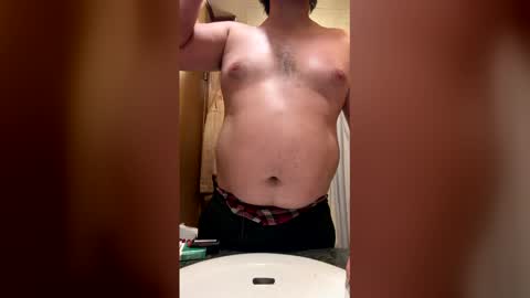 Snapshot of bigjohnson6923 chatting on 05-11-26, 03:01 bigjohnson6923 online show from 05-11-26, 03:01
