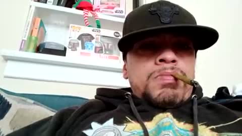 Snapshot of biglatinochorizo chatting on 01-16-25, 05:23 biglatinochorizo online show from 01-16-25, 05:23