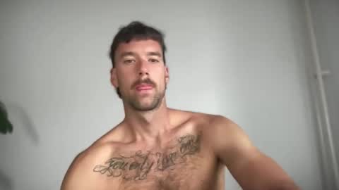 Snapshot of bigmachinejack chatting on 09-09-25, 06:46 bigmachinejack online show from 09-09-25, 06:46